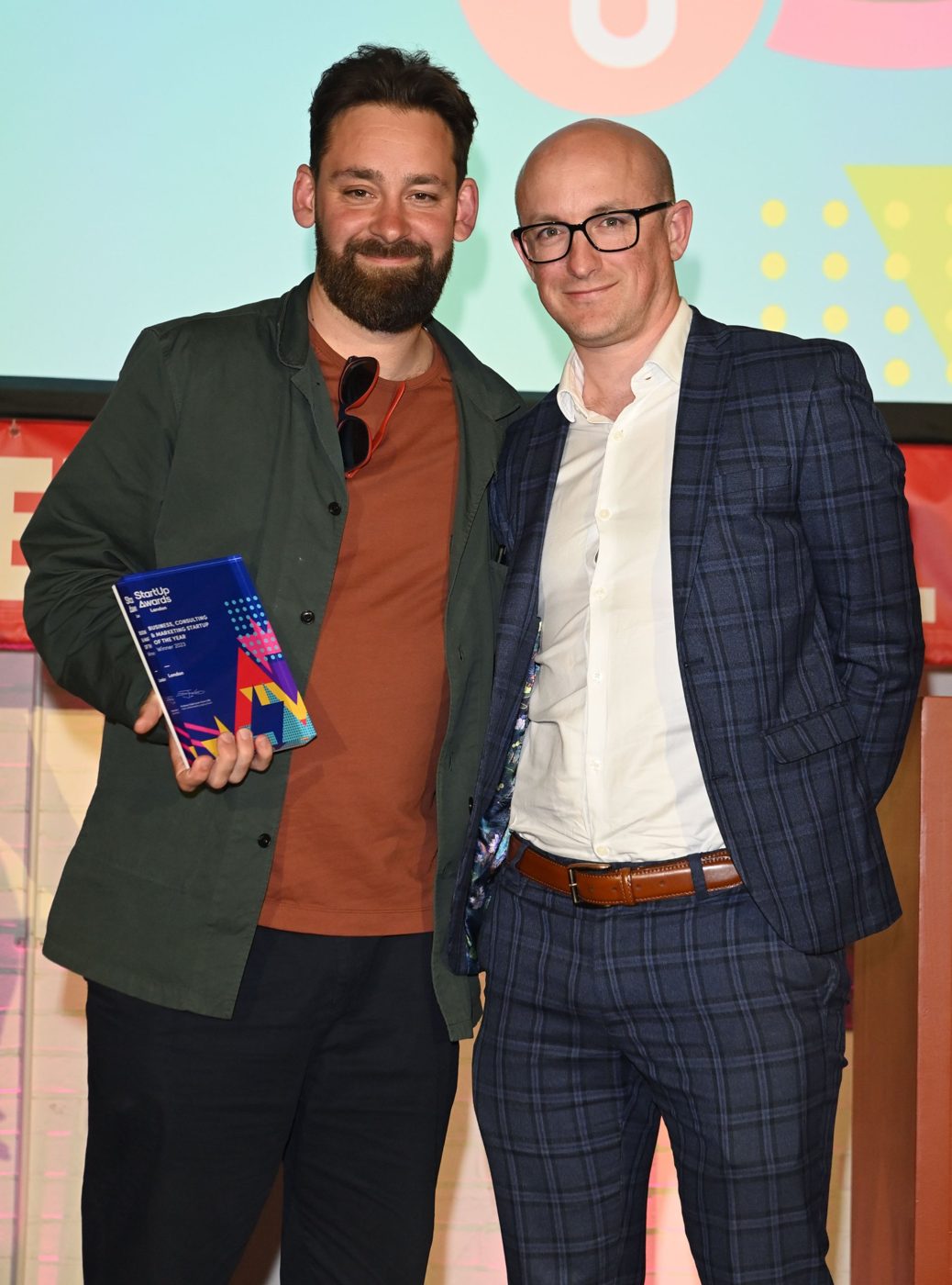 Yoann receiving a StartUp Awards London 2023 trophy